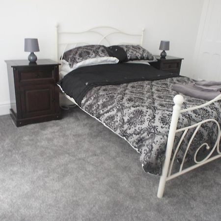 Flat 2 Opposite Travel Lodge Colwyn Bay Εξωτερικό φωτογραφία