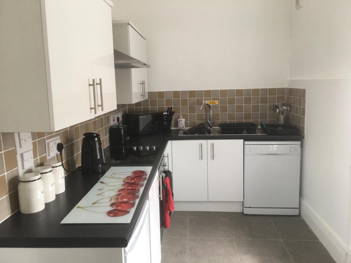 Flat 2 Opposite Travel Lodge Colwyn Bay Εξωτερικό φωτογραφία